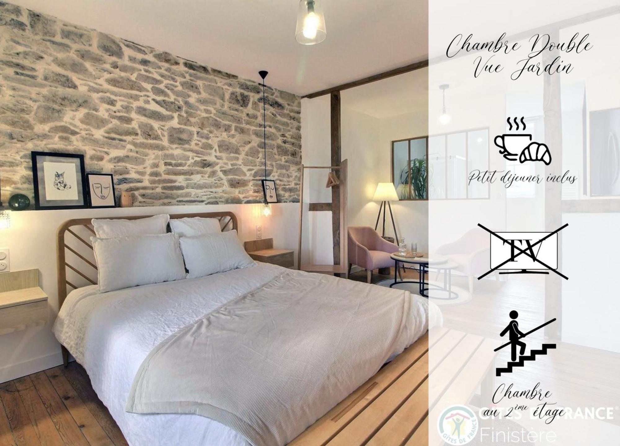 Les Chambres D'Hesperis Pleyben Exterior photo